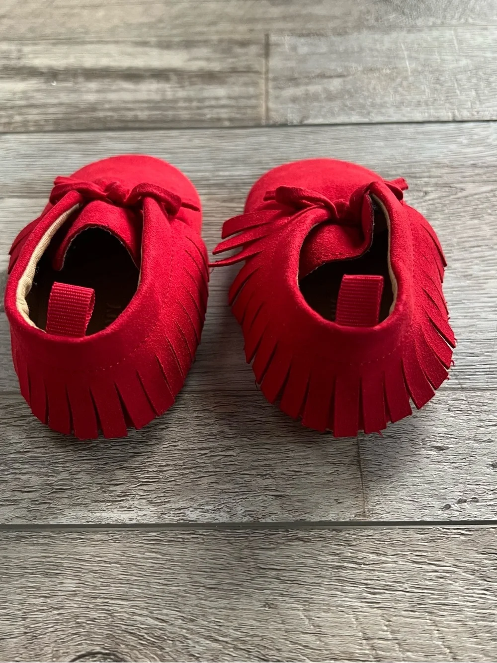 Old Navy Red Fringed Moccasin Baby Shoes Size 6-12 Months